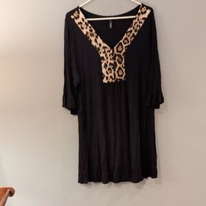 Black and Leopard Print V-Neck Dress